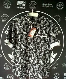 Kemeja full print motif playboy dan masih banyak gan mtoif lainnya gan yoo ah