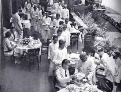 Rijsttafel : Acara Makan-makan Ala Jaman Kolonial Belanda !!jadulers masuk
