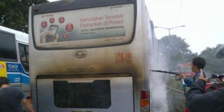 Ini Penyebab Bus Transjakarta Terbakar