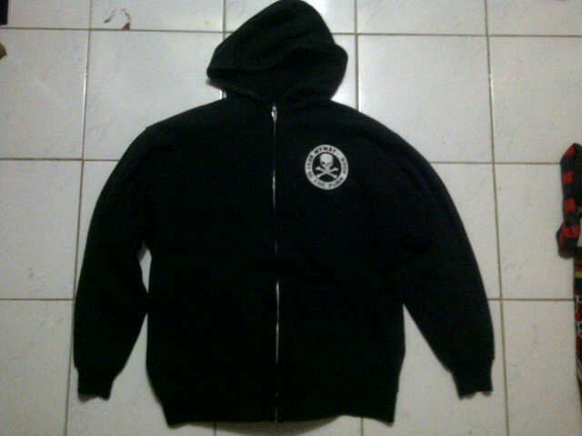 HOODIE PUNKROCK [ JAKET QUICKSILVER [ HOODIE AUTHENTIC ORIGINAL WASH [ JAKET VARSITY