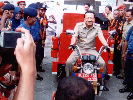 Berbagai Merk Truk Pemadam Kebakaran Di Indonesia