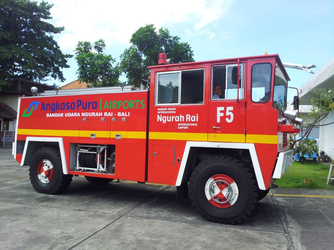 Berbagai Merk Truk  Pemadam  Kebakaran  Di Indonesia  KASKUS