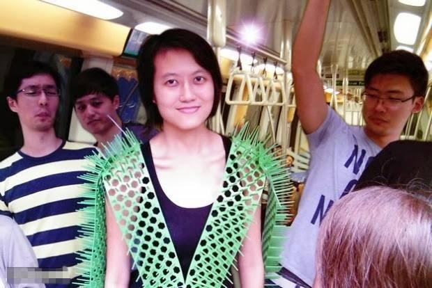 Trik Untuk Wanita Yg sering Naik Bus Way