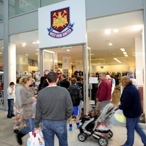 Fasilitas Di Boleyn Ground (West Ham United Home Ground)