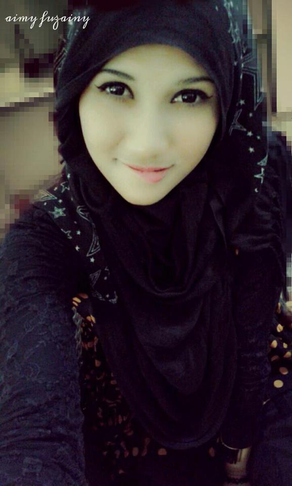 Cantik Cewek pake Jilbab atau ga.?