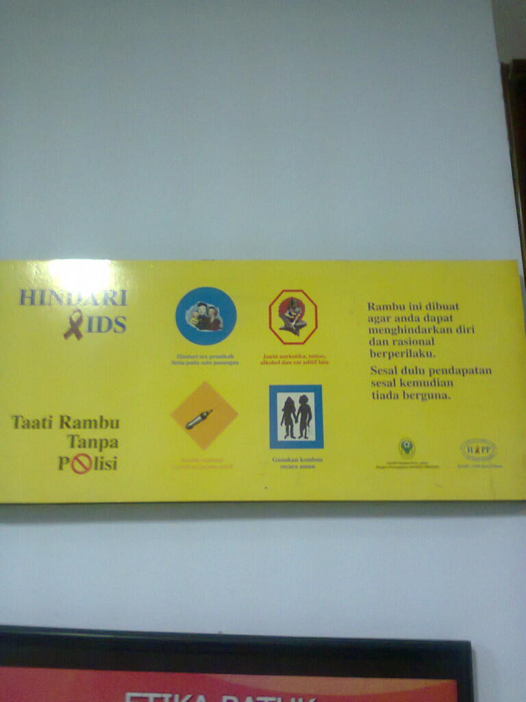 TOLONG SAYA UNTUK MENGARTIKAN KALIMAT INI !!!!