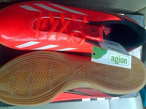 Adidas F5 IN Futsal Infrared