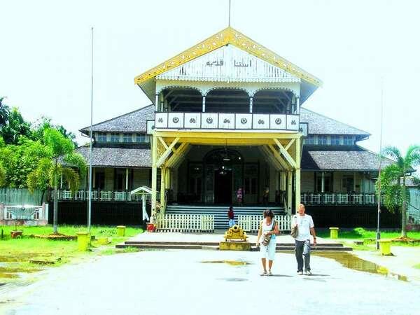 Istana-istana Keren di Nusantara