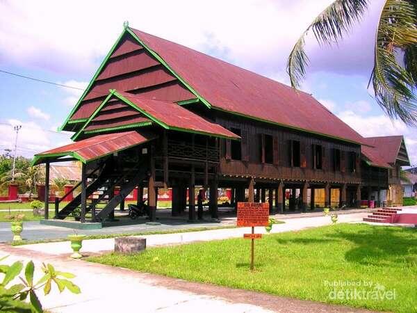 Istana-istana Keren di Nusantara
