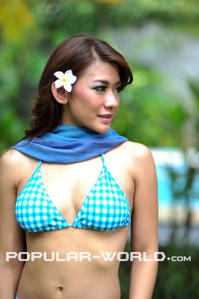 Harazchika Dewi for Popular World Magazine, May 2012