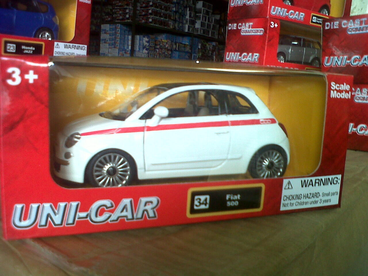 terjual jual 20 macam lebih die cast miniatur mobil terjual jual 20 macam lebih die cast miniatur mobil