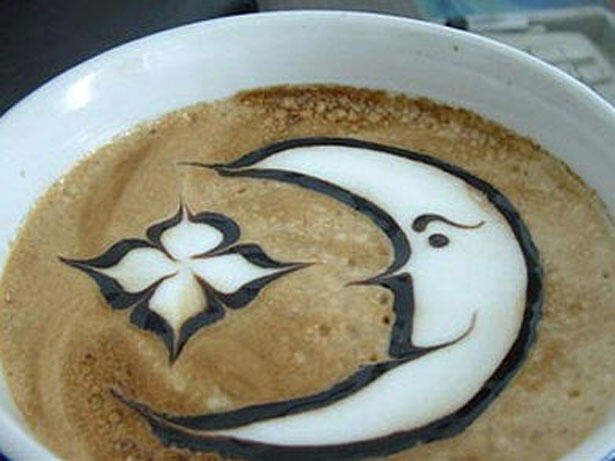 Latte art? pernah denger gan? kalo belum sini masuk.