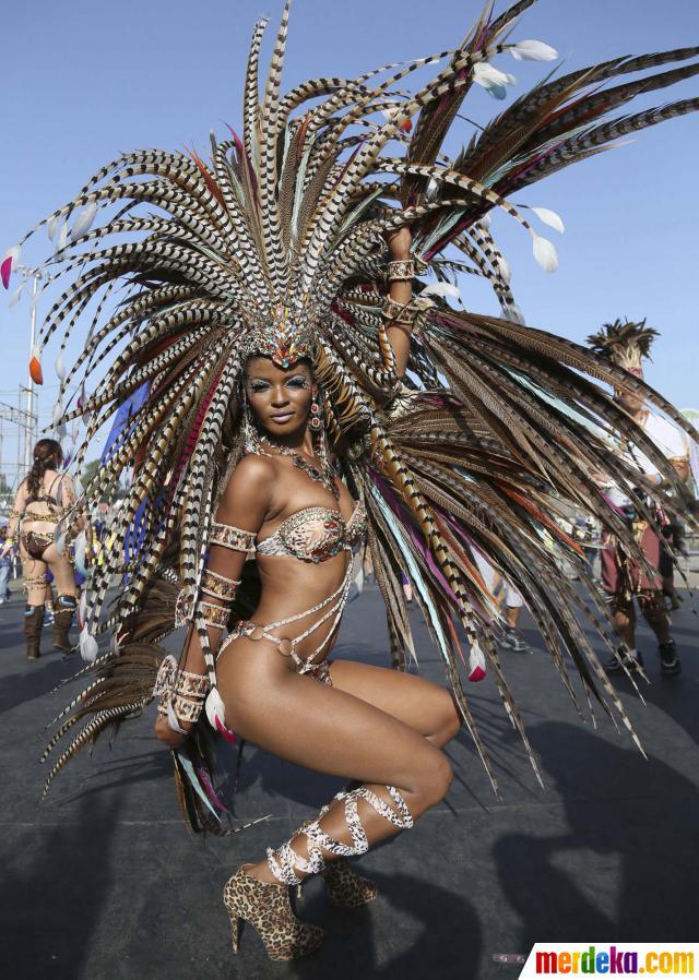 Pesona para penari erotis di karnaval fantasi Trinidad &amp; Tobago (BB dikit)