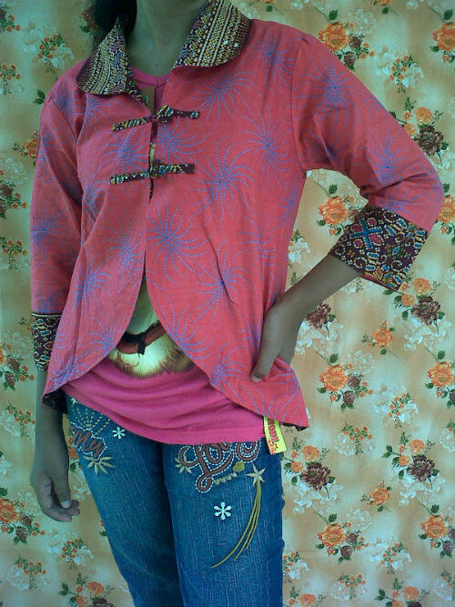 Aneka BLAZER trendy harga MURmer, berkualitas.
