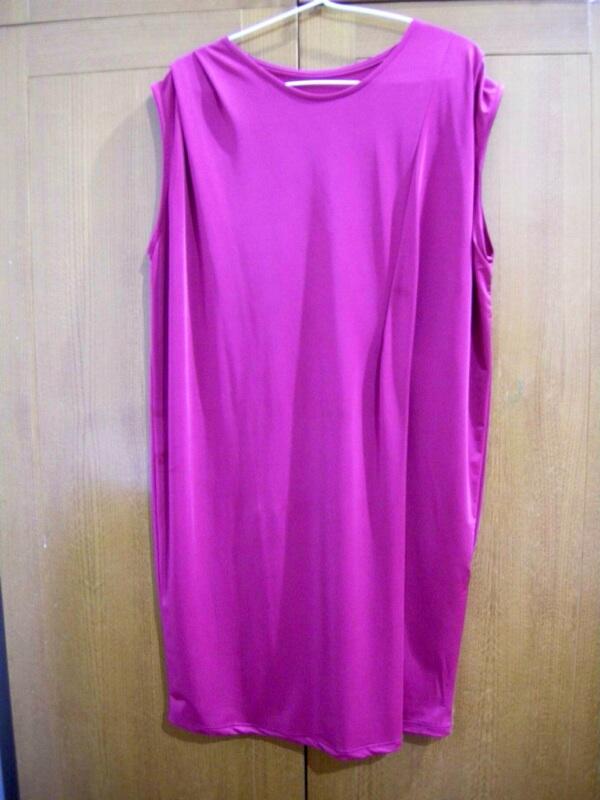 Preloved/ garage sale : baju kaos dress branded (next, zara, mango, trf, dll) murah.