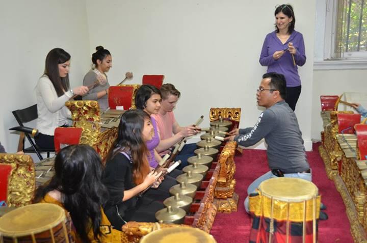 KJRI New York perkenalkan Gamelan dan Tari Bali kepada mahasiswa NYU !! 
