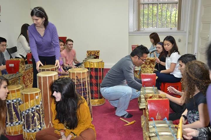 KJRI New York perkenalkan Gamelan dan Tari Bali kepada mahasiswa NYU !! 