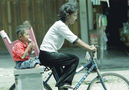 Baca Sejenak Gan!!!Pengorbanan Orang Tua Kita!!!