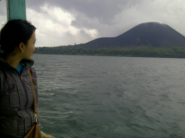 Miris Gan, Sampah di Bibir Pantai Anak Gn. Krakatau