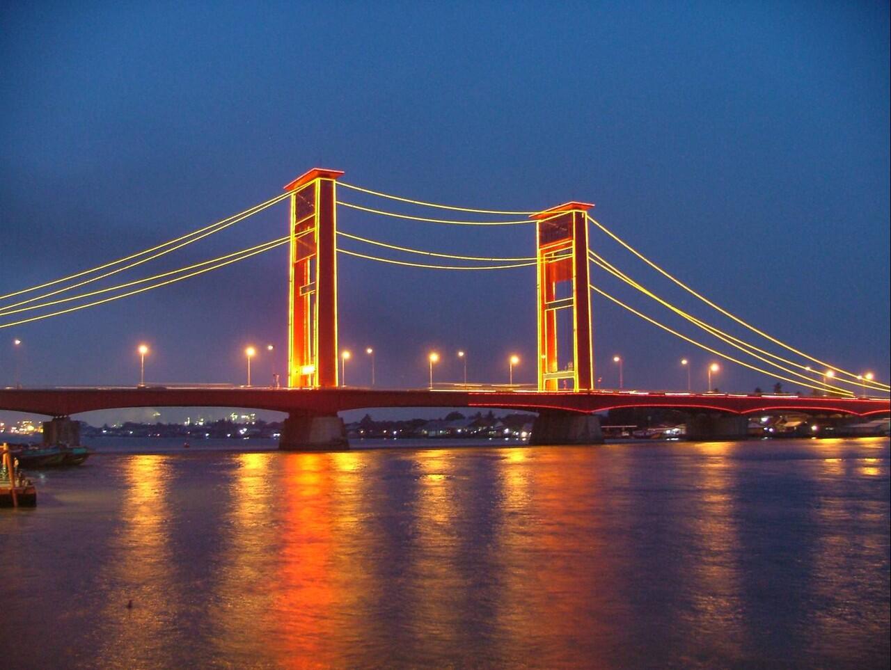 keunikan Jembatan "AMPERA" Palembang (first thread newbie...heheh)