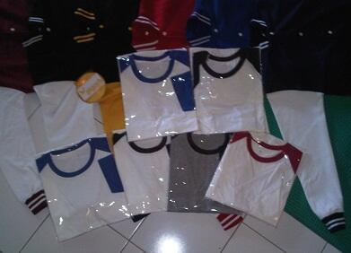 Varsity/Jaket baseball bisa bordir satuan, kaos polos cotton combed sablon rubber