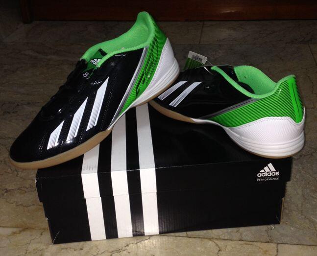 Sepatu Futsal ADIDAS F10 ORI