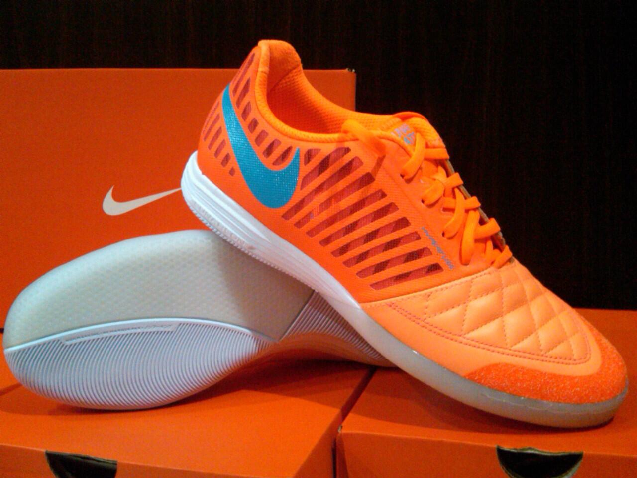 SEPATU FUTSAL ORIGINAL NIKE HYPERVENOM MERCURIAL TIEMPO ELASTICO GATO