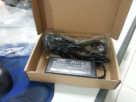 Laptop Adaptor Notebook asus toshiba acer compaq kualitas OEM harga distributor