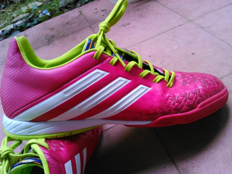 Adidas Predator Absolado Samba IN and Mizuno Sala Club IN