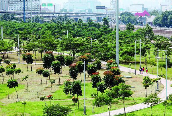 10 Taman Indah yang Mengubah Wajah Jakarta