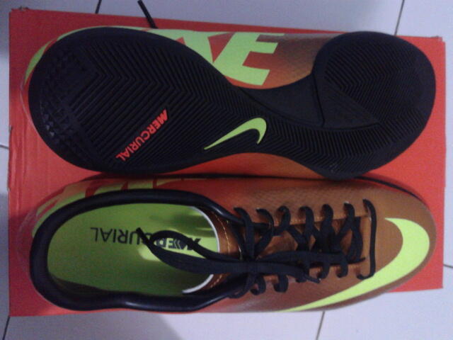 SEPATU FUTSAL NIKE MERCURIAL VICTORY IV SUNSET