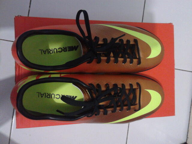 SEPATU FUTSAL NIKE MERCURIAL VICTORY IV SUNSET 1000% Original Murah