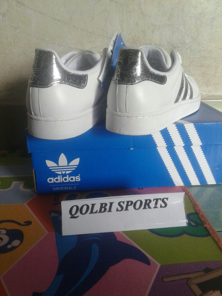 Sepatu Adidas Superstar II Bling Original size 42 (bogor)