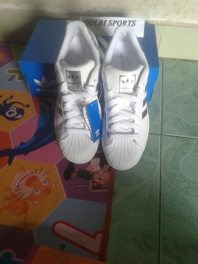 Sepatu Adidas Superstar II Bling Original size 42 (bogor)