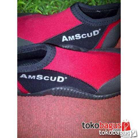 Sepatu Selam / Booties Merk Amscud Bisa Untuk Dipasir