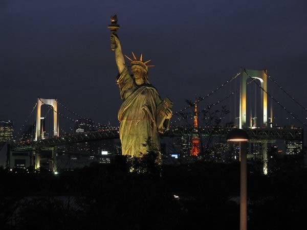 Replika atau tiruan Bangunan2 terkenal di dunia !