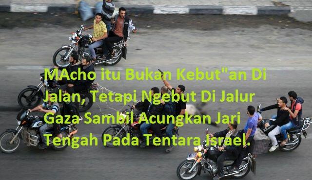 Kalau Cuman Bawa Kaoskaki Ninin 250R Bukan Berarti Macho Coi... Macho Itu Kayak Gini