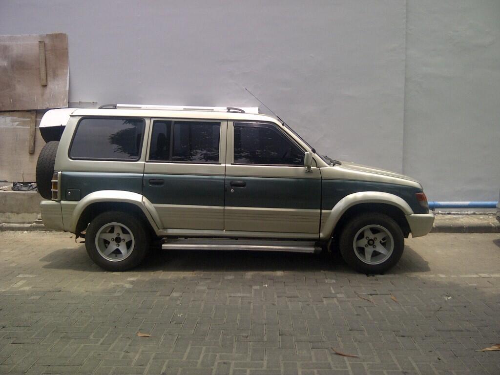 Isuzu Panther Model Pajero Th 1995