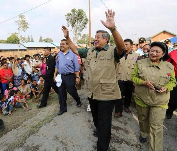 Curhatan Anak yang 10 tahun ketemu bapak ibu nya cuma 3 kali !! PLUS FOTO&#91;Miris Gan!&#93;