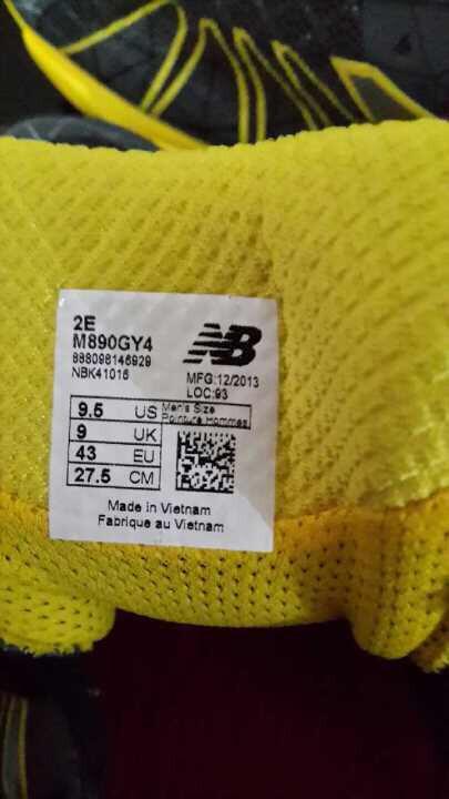 NEW BALANCE RUNNING SHOES 890V4 RARE COLOUR