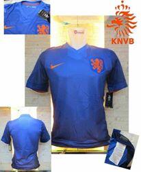 JERSEY RETRO BELANDA 2006 VS JERSEY BELANDA WORLD CUP 2014