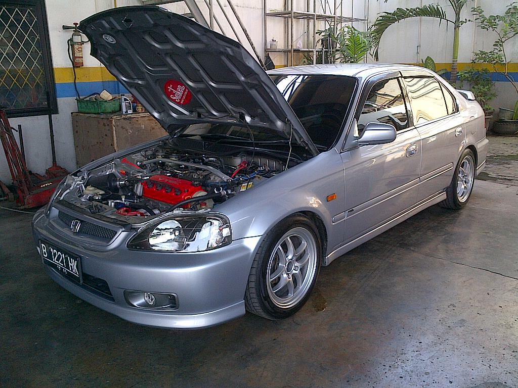 Honda civic ferio 2000. Civic Ferio VTEC.