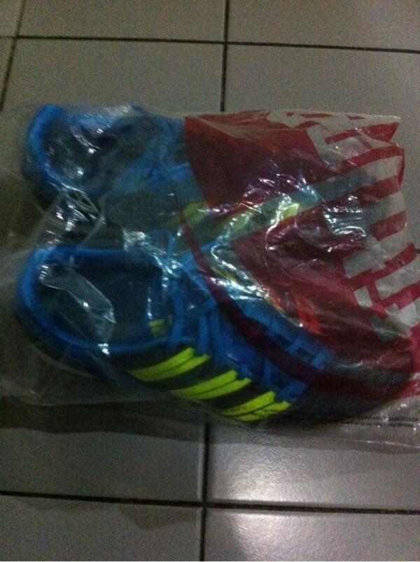 Jual sepatu futsal Adidas ORI