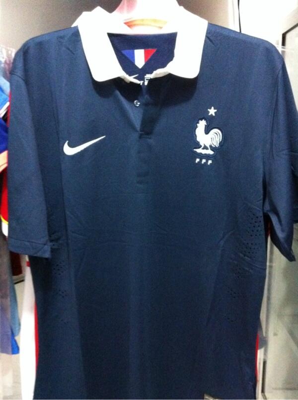 Wts jual cepet jersey france home dan lazio 3rd size m solo !