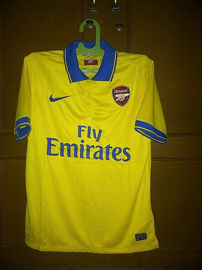 WTS Jersey Arsenal, Juventus, CIty Away Grade Ori BNWOT, Murah!
