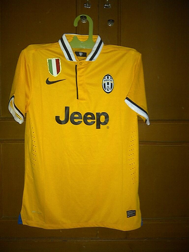 WTS Jersey Arsenal, Juventus, CIty Away Grade Ori BNWOT, Murah!