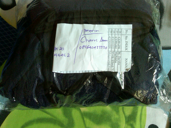 cuci lemari barang outdoor,Columbia, jaket daleman polar, waterblader, sepatu hi tec.