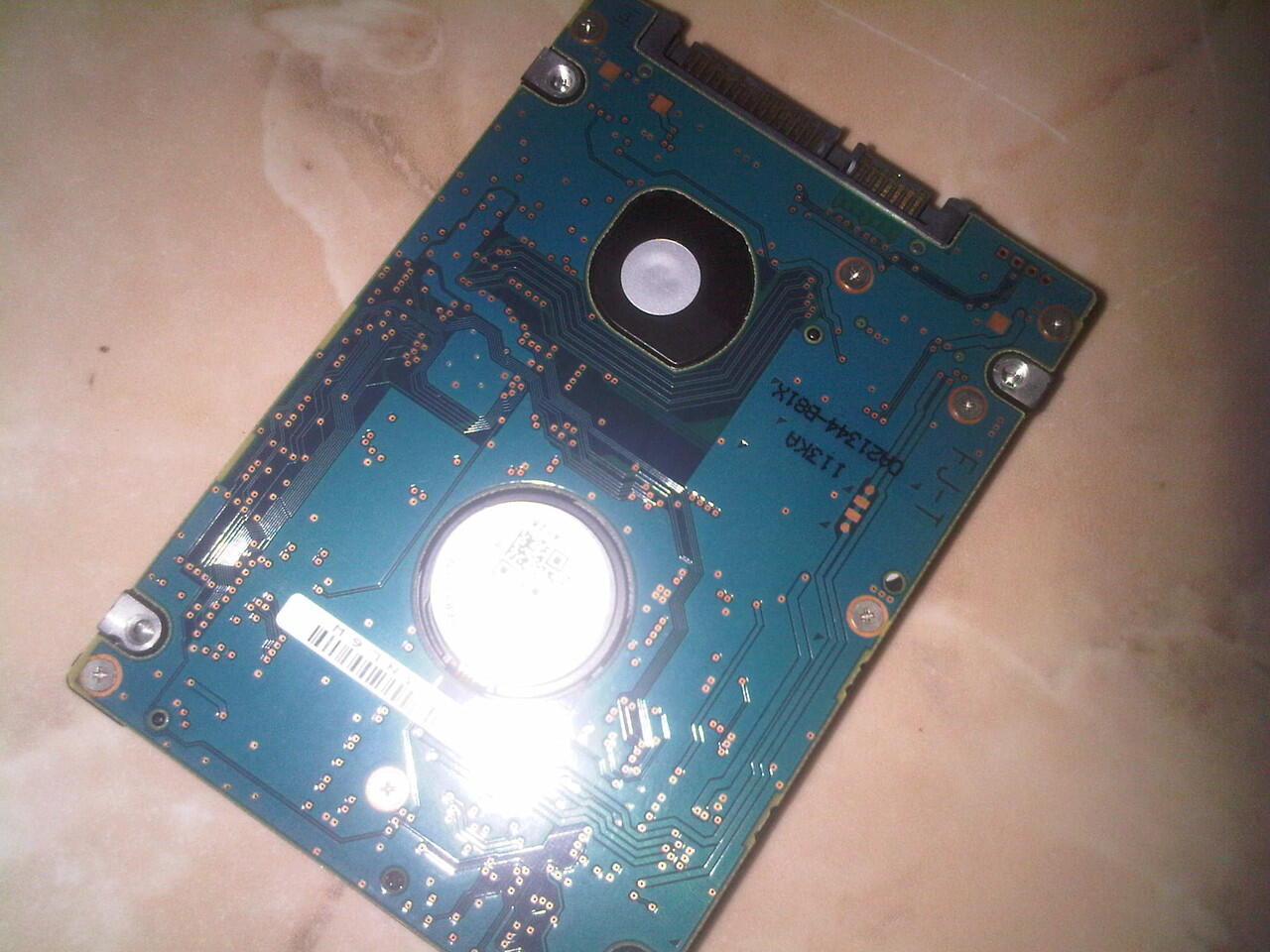 JUAL HARDISK 2,5inc320GB merk FUJITSU