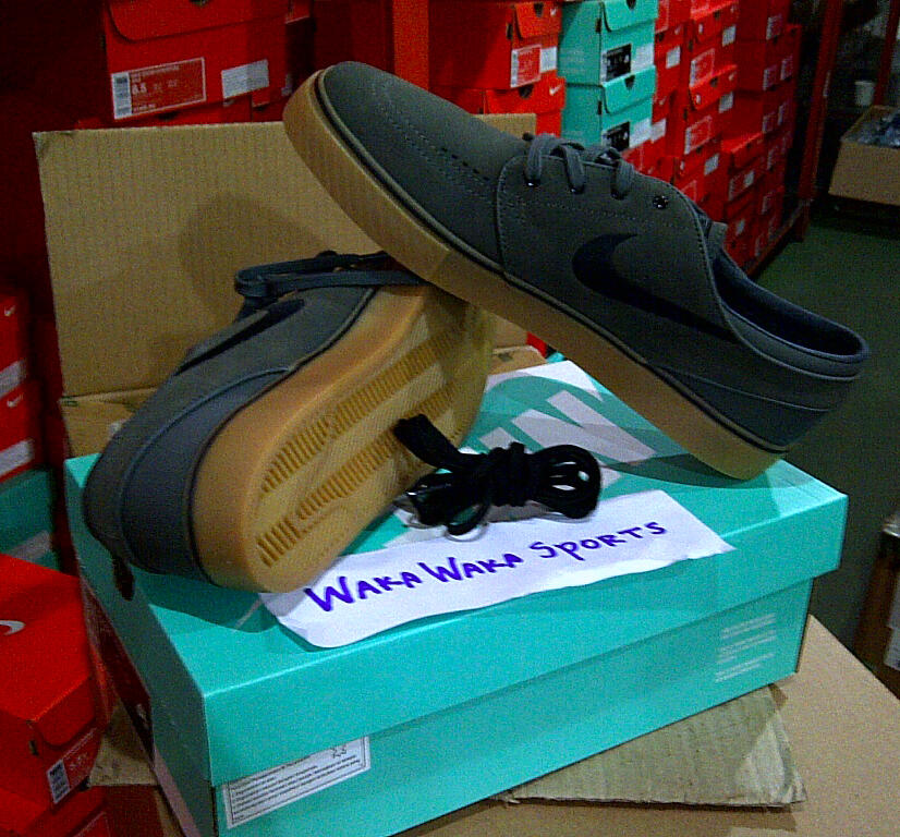 Sepatu Skateboard (SB) Nike Zoom Stefan Janoski. Original. Murah!