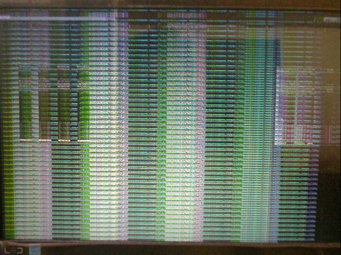 [HELP] Tampilan desktop pecah